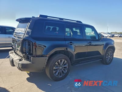 Trzecie zdjęcie samochodu z tyłu: 2025 TOYOTA LAND CRUISER BASE VIN:JTEABFAJ5SK026475 - miniatura