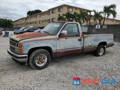 1988 CHEVROLET GMT-400 C1500 2GCDC14K6J1302103 - główne zdjęcie licytacji z USA - miniatura