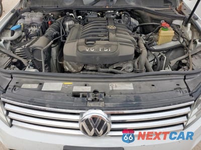 Zdjęcie 11 z 12 samochodu: 2016 VOLKSWAGEN TOUAREG SPORT VIN:WVGEF9BP9GD000516 - miniatura