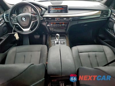 Zdjęcie 8 z 12 samochodu: 2017 BMW X5 XDRIVE35I VIN:5UXKR0C5XH0U51937 - miniatura