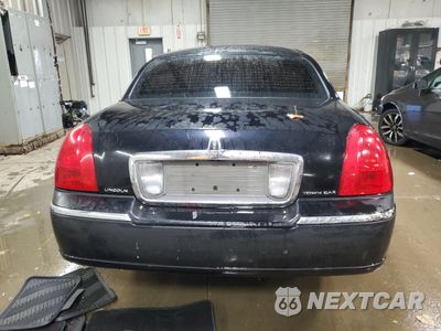 Zdjęcie 6 z 12 samochodu: 2010 LINCOLN TOWN CAR SIGNATURE LIMITED VIN:2LNBL8CV5AX750787 - miniatura