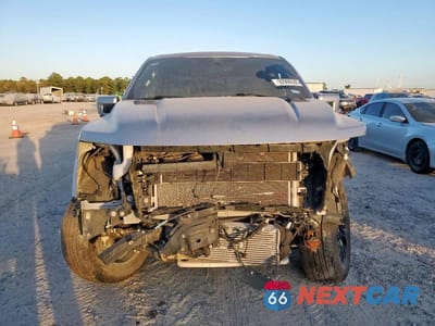 Piąte zdjęcie samochodu w środku: 2023 FORD F150 SUPERCREW VIN:1FTFW1ED2PFD02455 - miniatura