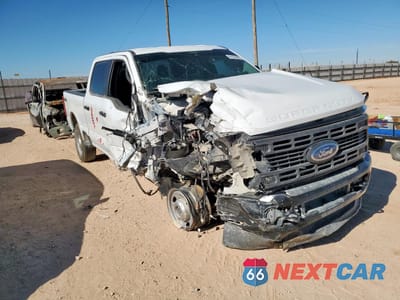 Czwarte zdjęcie samochodu z boku: 2024 FORD F250 SUPER DUTY VIN:1FT7W2BA7REF08786 - miniatura