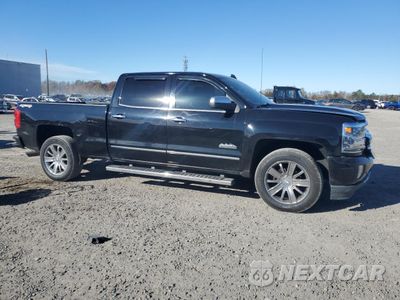 Czwarte zdjęcie samochodu z boku: 2017 CHEVROLET SILVERADO K1500 HIGH COUNTRY VIN:3GCUKTEJ1HG247470 - miniatura