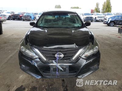 Piąte zdjęcie samochodu w środku: 2017 NISSAN ALTIMA 2.5 VIN:1N4AL3AP6HC153927 - miniatura