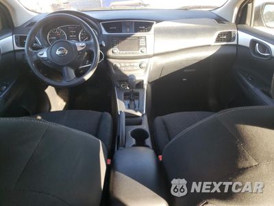 Zdjęcie 8 z 15 samochodu: 2018 NISSAN SENTRA S VIN:3N1AB7AP3JY322872 - miniatura