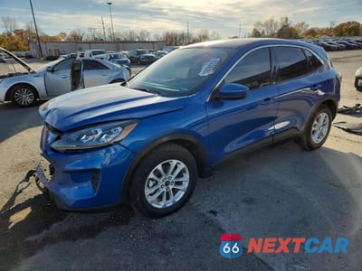 2020 FORD ESCAPE SE 1FMCU0G61LUC18775 - główne zdjęcie licytacji z USA - miniatura