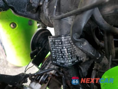 Zdjęcie 9 z 10 samochodu: 2014 KAWASAKI EX300 B VIN:JKAEX8B15EA007592 - miniatura