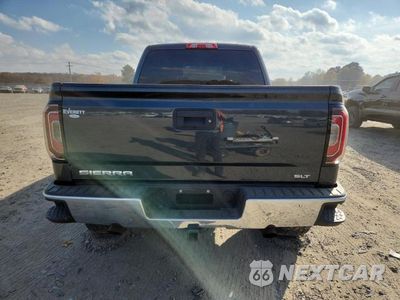 Zdjęcie 6 z 11 samochodu: 2018 GMC SIERRA K1500 SLT VIN:3GTU2NEC1JG575152 - miniatura