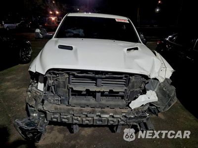 Piąte zdjęcie samochodu w środku: 2014 RAM 1500 SPORT VIN:1C6RR6MT9ES155203 - miniatura