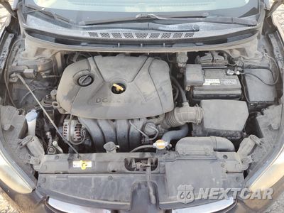Zdjęcie 11 z 12 samochodu: 2012 HYUNDAI ELANTRA GLS VIN:5NPDH4AE1CH123437 - miniatura