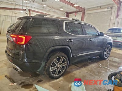 Trzecie zdjęcie samochodu z tyłu: 2018 GMC ACADIA DENALI VIN:1GKKNXLS1JZ181028 - miniatura