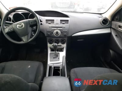 Zdjęcie 8 z 11 samochodu: 2010 MAZDA 3 I VIN:JM1BL1SG7A1328849 - miniatura