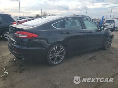 Trzecie zdjęcie samochodu z tyłu: 2019 FORD FUSION TITANIUM VIN:3FA6P0D91KR242092 - miniatura