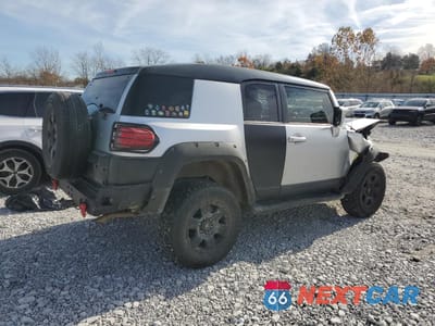 Trzecie zdjęcie samochodu z tyłu: 2008 TOYOTA FJ CRUISER VIN:JTEBU11F680104019 - miniatura