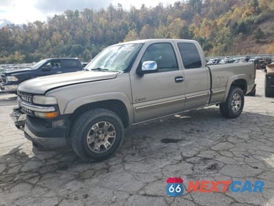 2002 CHEVROLET SILVERADO K1500 2GCEK19T221134163 - główne zdjęcie licytacji z USA - miniatura