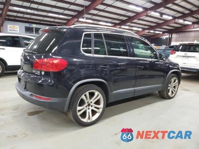 Trzecie zdjęcie samochodu z tyłu: 2012 VOLKSWAGEN TIGUAN S VIN:WVGBV7AX9CW583440 - miniatura