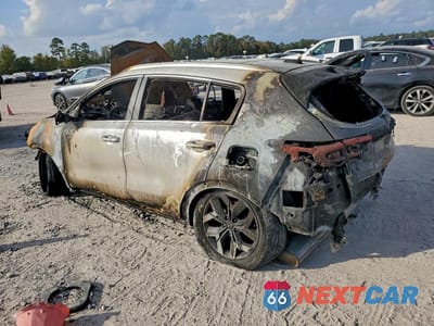 Drugie zdjęcie samochodu z przodu: 2020 KIA SPORTAGE EX VIN:KNDPN3AC1L7818116 - miniatura