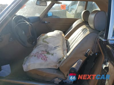 Zdjęcie 7 z 12 samochodu: 1983 MERCEDES-BENZ 380 SL VIN:WDBBA45A8DB022299 - miniatura
