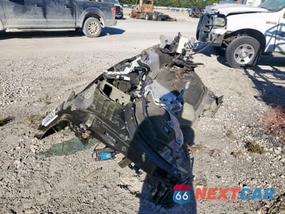 Drugie zdjęcie samochodu z przodu: 2022 GMC SIERRA K3500 DENALI VIN:1GT49WEYXNF117176 - miniatura