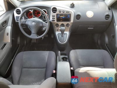 Zdjęcie 8 z 11 samochodu: 2003 TOYOTA COROLLA MATRIX VIN:2T1LR32E13C720172 - miniatura