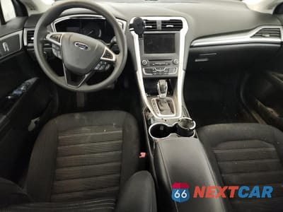 Zdjęcie 8 z 12 samochodu: 2016 FORD FUSION SE VIN:3FA6P0HD1GR279052 - miniatura