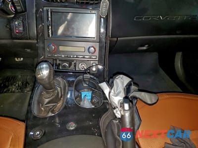 Zdjęcie 8 z 13 samochodu: 2006 CHEVROLET CORVETTE Z06 VIN:1G1YY26E865101351 - miniatura