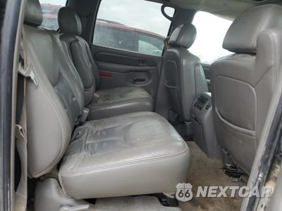 Zdjęcie 11 z 15 samochodu: 2005 GMC YUKON XL DENALI VIN:1GKFK66U65J262063 - miniatura
