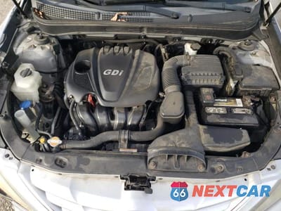 Zdjęcie 11 z 12 samochodu: 2011 HYUNDAI SONATA GLS VIN:5NPEB4AC9BH171206 - miniatura