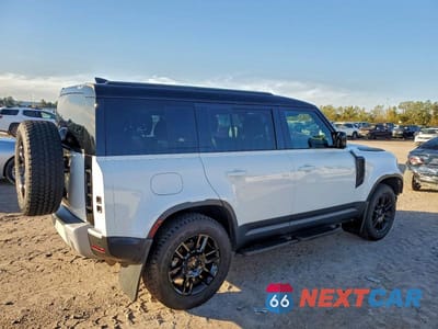 Trzecie zdjęcie samochodu z tyłu: 2024 LAND ROVER DEFENDER 110 S VIN:SALEJ7EX2R2258239 - miniatura