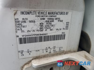 Zdjęcie 12 z 13 samochodu: 2006 FORD F350 SUPER DUTY VIN:1FDWW37P06EB42921 - miniatura