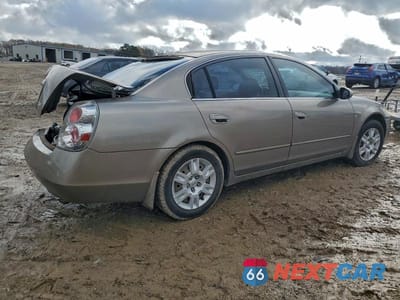 Trzecie zdjęcie samochodu z tyłu: 2005 NISSAN ALTIMA S VIN:1N4AL11D85C148587 - miniatura
