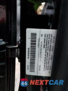 Zdjęcie 12 z 12 samochodu: 2006 VOLVO S40 2.4I VIN:YV1MS382862172951 - miniatura