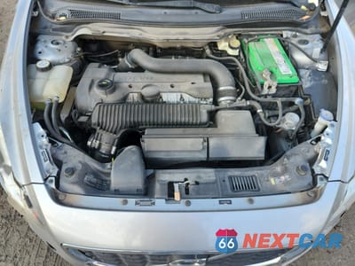 Zdjęcie 11 z 13 samochodu: 2013 VOLVO C70 T5 VIN:YV1672MC2DJ139062 - miniatura