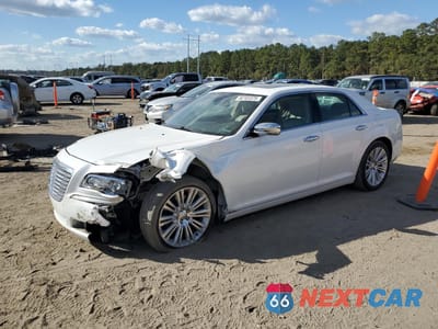 2011 CHRYSLER 300C 2C3CA6CT3BH549830 - główne zdjęcie licytacji z USA - miniatura