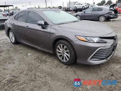 Czwarte zdjęcie samochodu z boku: 2023 TOYOTA CAMRY LE VIN:4T1C11AK0PU769368 - miniatura