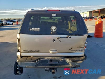 Zdjęcie 6 z 12 samochodu: 2005 CHEVROLET SUBURBAN C1500 VIN:3GNEC16Z15G253525 - miniatura
