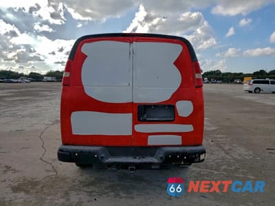 Zdjęcie 6 z 13 samochodu: 2019 CHEVROLET EXPRESS G2500 VIN:1GCWGBFG0K1261079 - miniatura