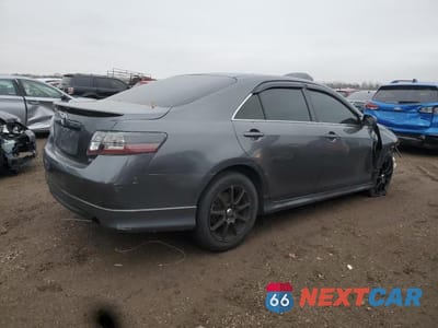 Trzecie zdjęcie samochodu z tyłu: 2007 TOYOTA CAMRY LE VIN:4T1BK46KX7U046680 - miniatura