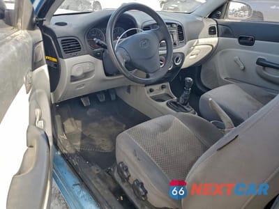 Zdjęcie 8 z 12 samochodu: 2008 HYUNDAI ACCENT GS VIN:KMHCM36C78U081440 - miniatura