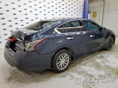 Trzecie zdjęcie samochodu z tyłu: 2018 NISSAN ALTIMA 2.5 VIN:1N4AL3AP1JC131159 - miniatura