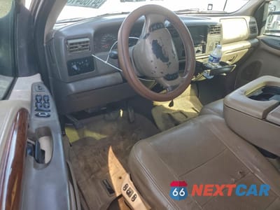 Zdjęcie 8 z 13 samochodu: 2002 FORD F350 SUPER DUTY VIN:1FTWW33FX2ED06946 - miniatura