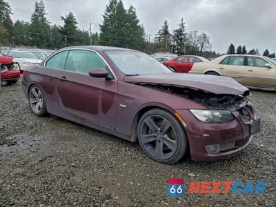 Czwarte zdjęcie samochodu z boku: 2007 BMW 335 I VIN:WBAWL73557PX45973 - miniatura
