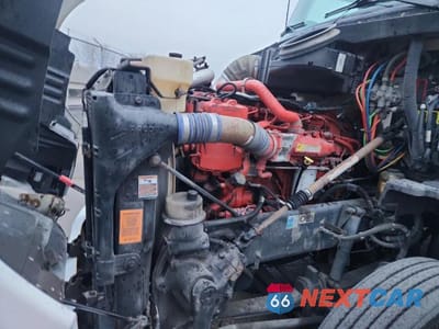 Zdjęcie 7 z 10 samochodu: 2015 KENWORTH CONSTRUCTI - SEMI TRUCK VIN:1XKYA48X9FJ462444 - miniatura