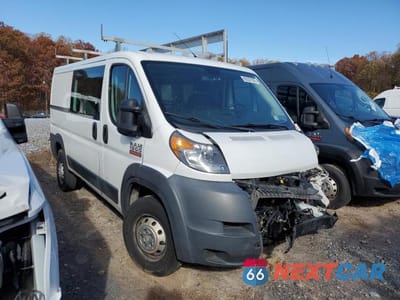 Czwarte zdjęcie samochodu z boku: 2014 RAM PROMASTER1500 DELIVERY VAN VIN:3C6TRVAG6EE101920 - miniatura