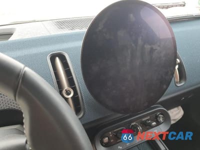 Zdjęcie 9 z 11 samochodu: 2025 MINI COUNTRYMAN S ALL4 VIN:WMZ23GA07S7P32580 - miniatura