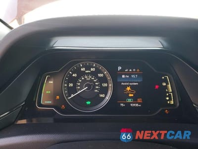 Zdjęcie 9 z 11 samochodu: 2022 HYUNDAI IONIQ VIN:KMHC65LC1NU270736 - miniatura