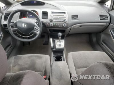 Zdjęcie 8 z 11 samochodu: 2008 HONDA CIVIC LX VIN:JHMFA16518S001415 - miniatura