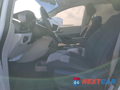 Zdjęcie 7 z 13 samochodu: 2018 CHRYSLER PACIFICA TOURING PLUS VIN:2C4RC1FG9JR279075 - miniatura