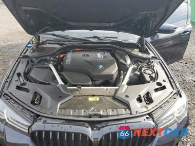 Zdjęcie 11 z 12 samochodu: 2022 BMW 530XE VIN:WBA33AG07NCK31223 - miniatura